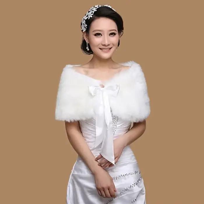 Cape d'hiver en fourrure blanche, châle, accessoires de mariage, enveloppe de mariée élégante pour f