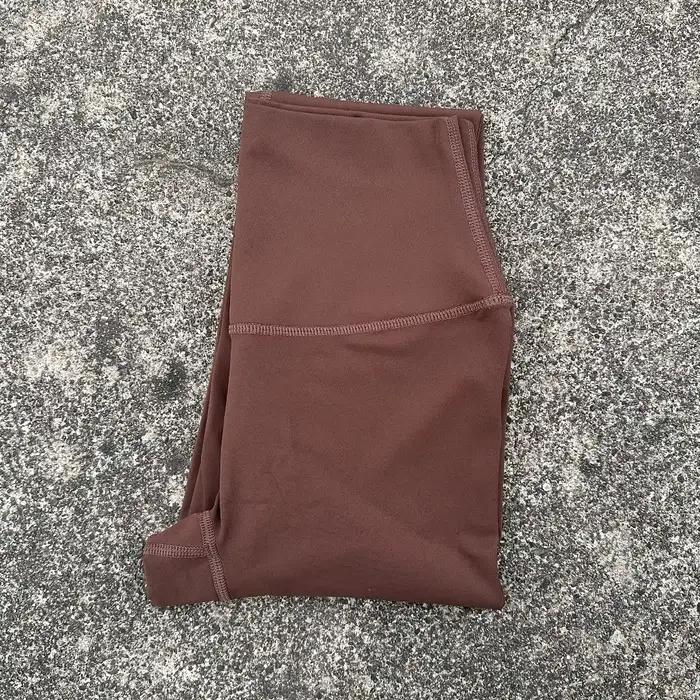 Legging de Yoga taille haute pour femmes, couleur unie, poche arrière, pantalon court de Sport, beur
