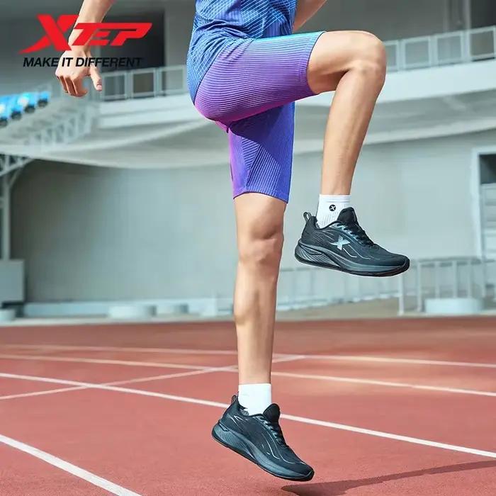 Xtep sport Fitness Shorts pour hommes 2025 nouveau short de course évacuant l'humidité haute élastiq