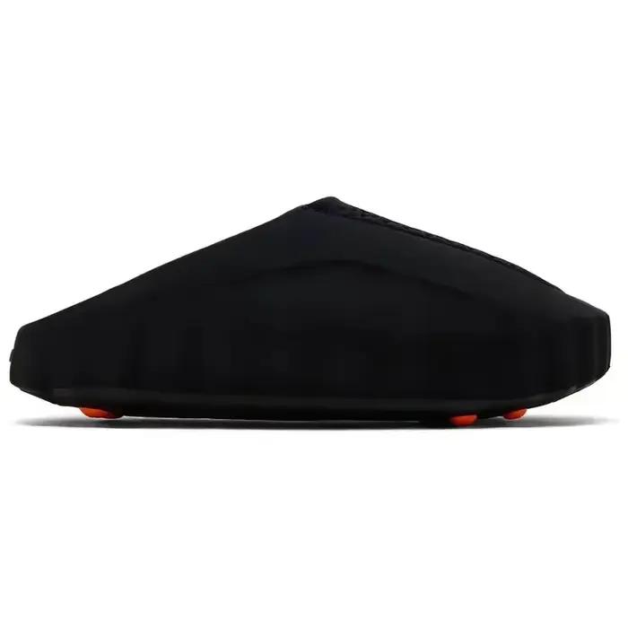 2026 Chaussons Confort 002 Claquettes de Course Tech 001 en Caoutchouc Blanc Os Rouge Noir Fumée Cla