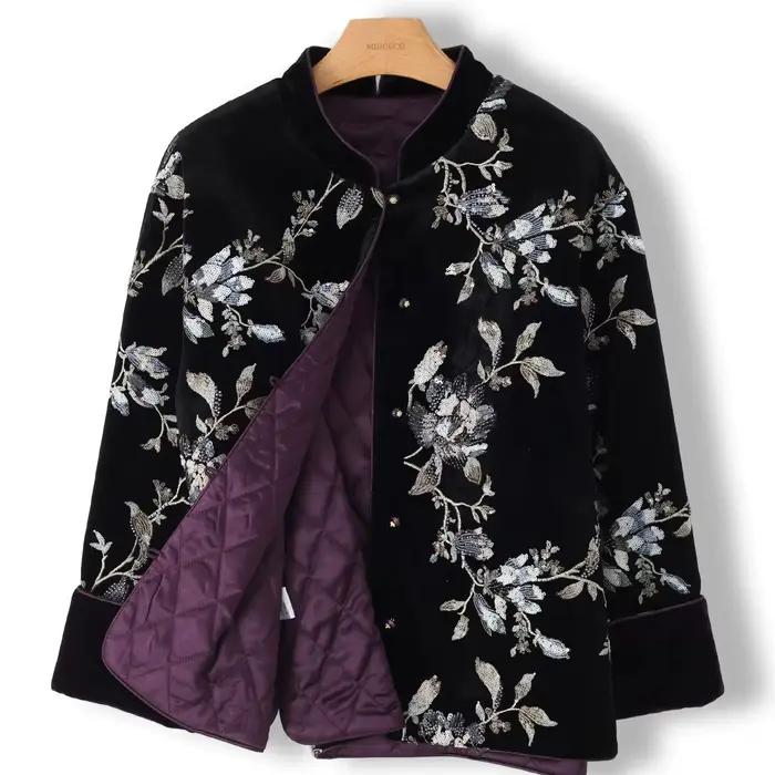 Veste courte matelassée en velours noir brodé pour femme, motif floral et oiseaux, style vintage de 