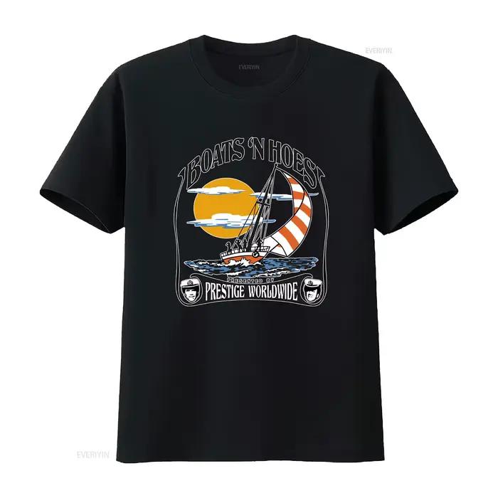 Step Brothers Boats n Hoes Prestige Worldwide T-shirt pour hommes avec motif de voilier par Will Fer