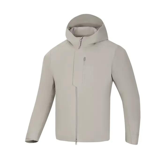 La veste d'extérieur ARC est une veste polyvalente de sport pour hommes, d'alpinisme, de cyclisme, d