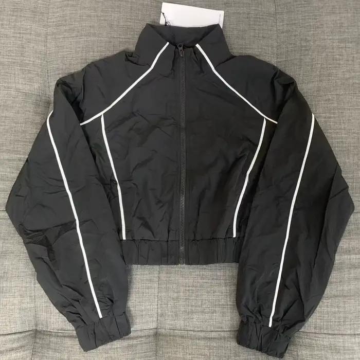Veste de sport pour femme à fermeture éclair intégrale