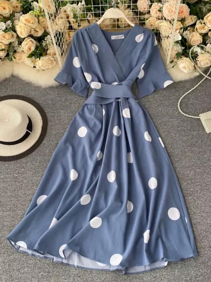 Korobov-Robe imprimée à pois française pour femmes, vêtements éducatifs, laçage à la taille, mince, robes élégantes, vintage, col en V, jupe longue d'été, nouveau
