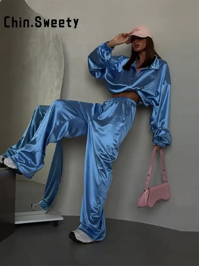 Ensemble pantalon chic en satin uni