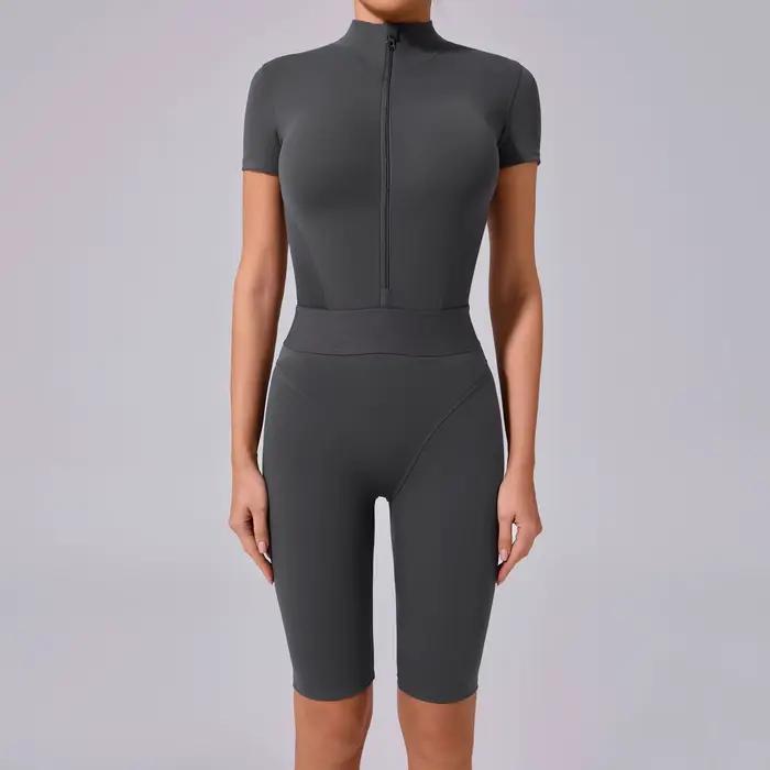 Vêtements de sport pour femmes : Combinaison