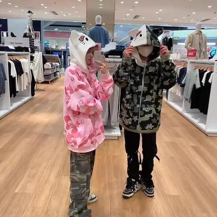 Sweat à capuche Hello Kitty, nouveau cardigan kawaii pour fille, style Y2K, veste camouflage anime, cadeau de Noël