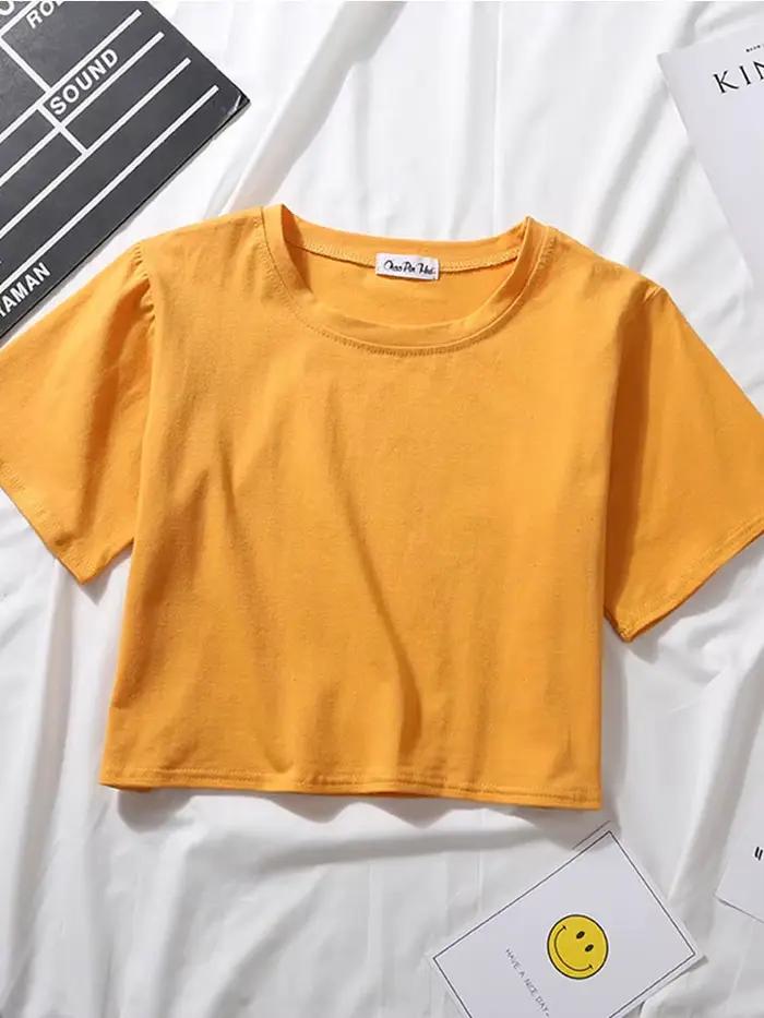 T-shirt à manches courtes et col rond pour femme