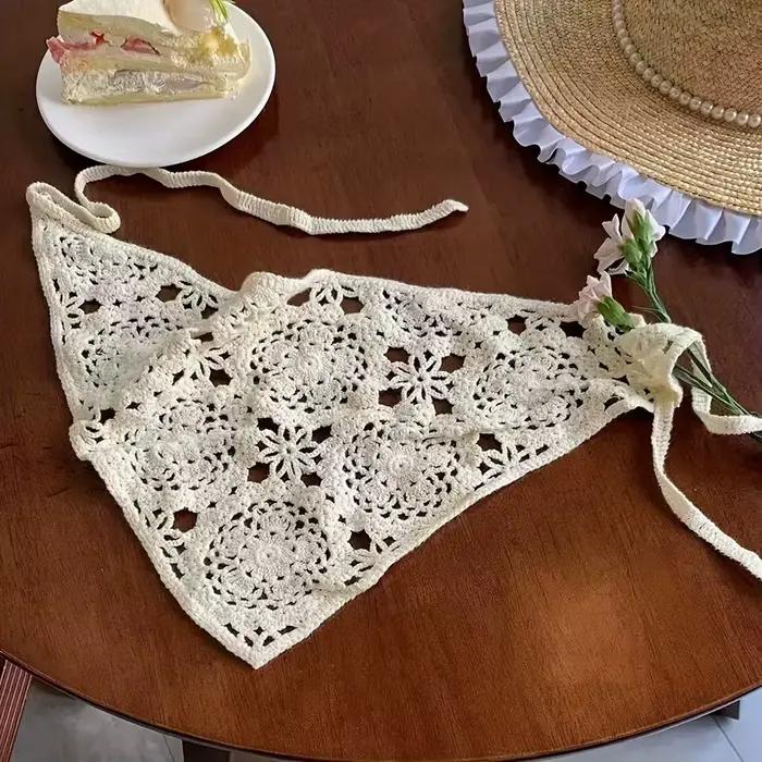 Foulard bohème en crochet, bandana ajouré en tricot à nouer, écharpe florale vintage pour femme, idéal pour l'été et la plage