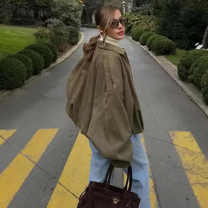 Vestes courtes en faux daim pour femmes