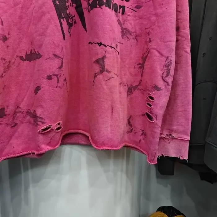 Sweat-shirt col rond rose vintage premium avec slogan Saint devant et derrière