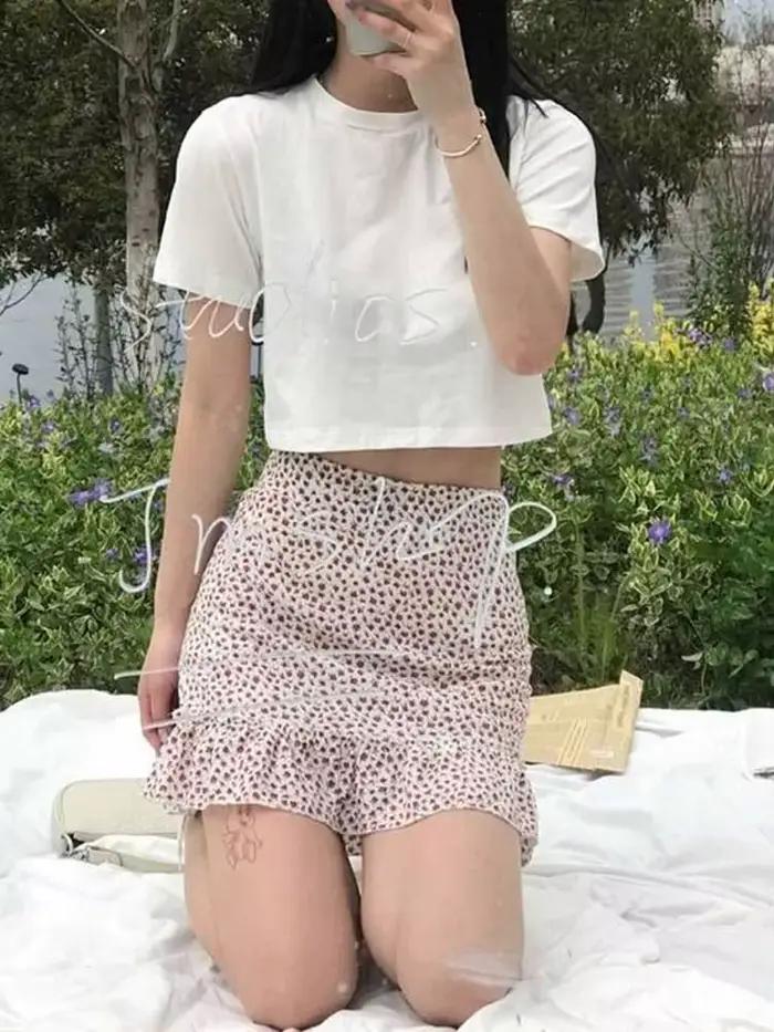 T-shirt féminin Dozw style décontracté épuré minimaliste pour femmes occasions spéciales été 2025