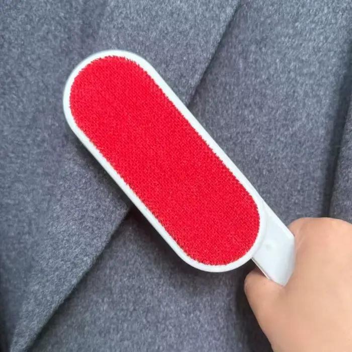 Brosse électrostatique double face pour vêtements