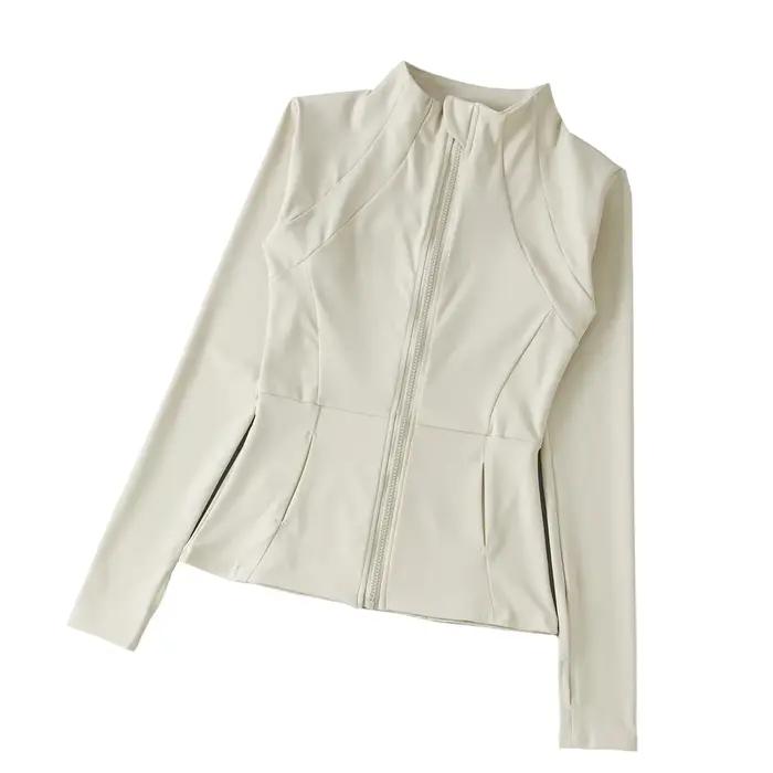Manteau de sport pour femmes