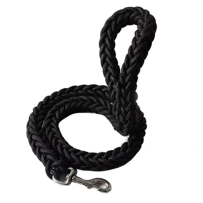 Laisse pour chien pour un entraînement efficace et des promenades confortables, tressage robuste et durable, adaptée aux grands chiens, laisse d'entraînement pour chien