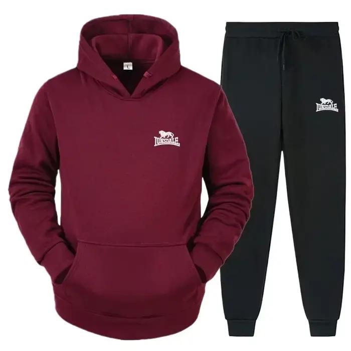 Costumes pour hommes, sweat-shirts