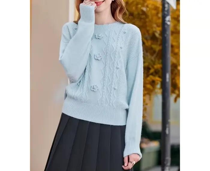 Mode vêtements pour femmes 2025 automne hiver nouveau Style tempérament réduisant fleur ample brodé col rond pull haut en tricot
