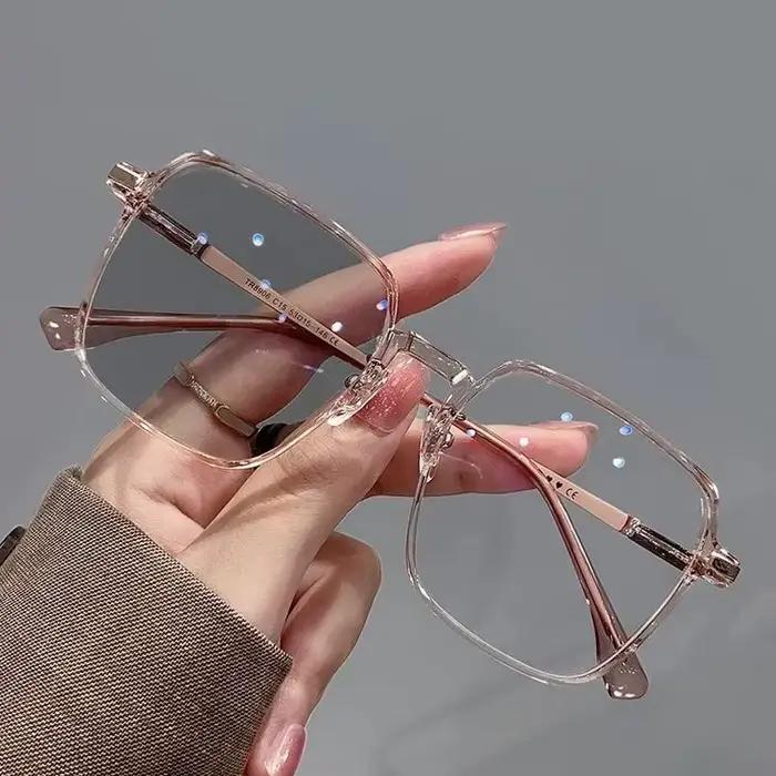 Lunettes photochromiques pour femmes