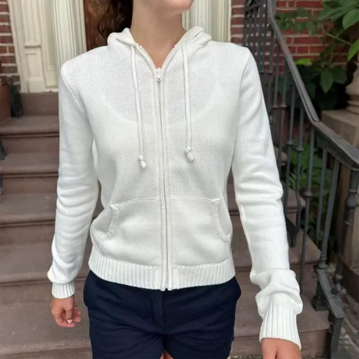 Veste pull à manches longues femme sportive automne hiver 2025 viscosé avec capuche confortable pour activités extérieures