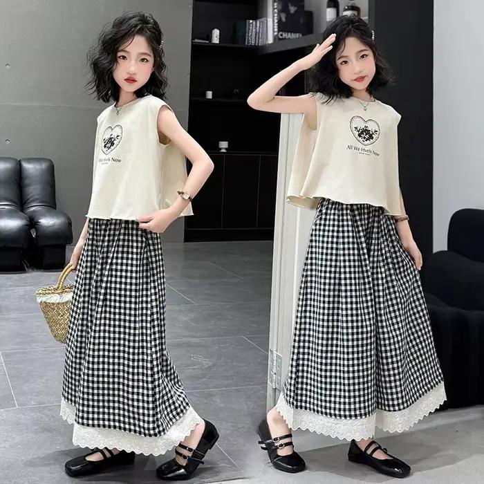 Tenue d'été sans manches pour filles
