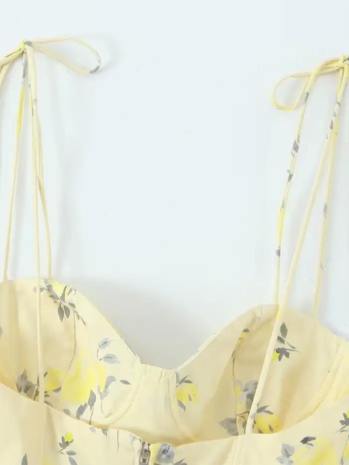 Chu Sau beauty Nouvelle mode féminine, haut court à imprimé floral doux, col en V français, dos nu sexy, camisole chic à volants