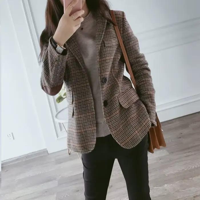 Petite veste de costume à carreaux en laine pour femmes