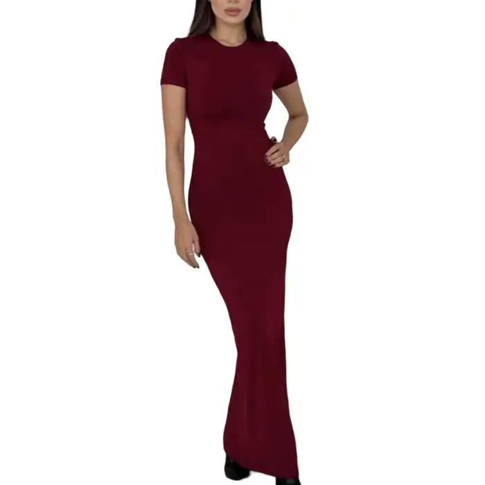 Robe T-shirt longue ajustée élastique pour femmes avec col rond et manches courtes, adaptée au quotidien et aux occasions spéciales