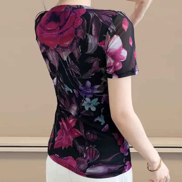 Vêtements européens femmes 2025 été mode maille imprimé T-shirt de haute qualité à manches courtes col en v haut de