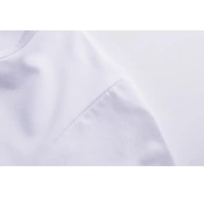 T-shirt graphique élégant pour homme — Polyvalent