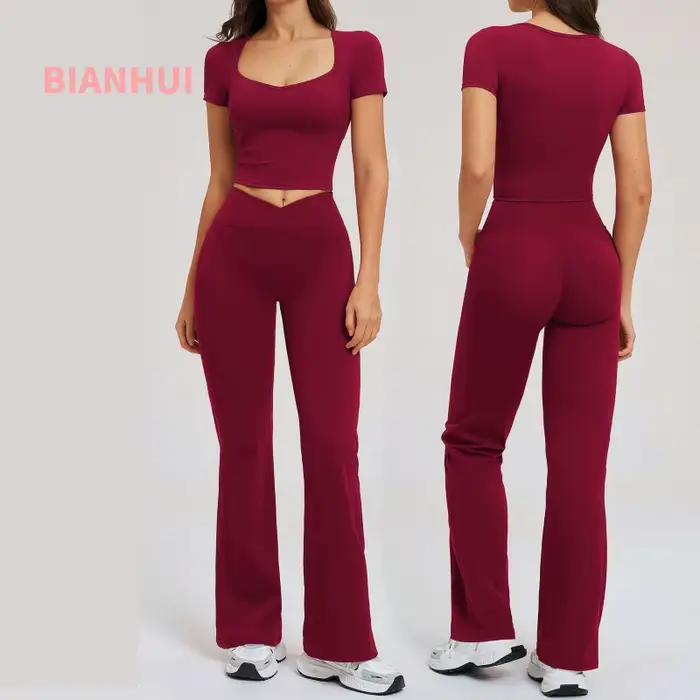 Ensemble de survêtement moulant nude pour femme