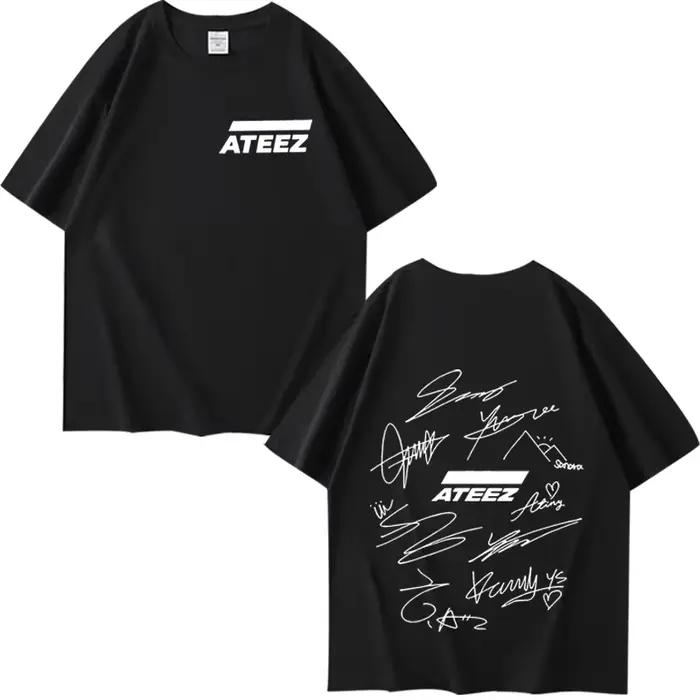 T-shirt ATEEZ World Tour avec signatures des membres du groupe et imprimé géométrique au dos