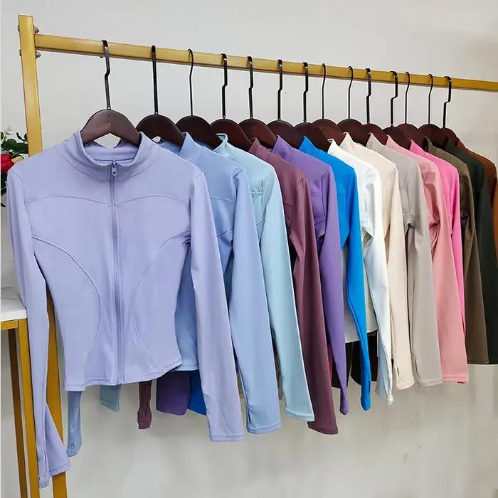 Vestes de sport à fermeture éclair pour femmes