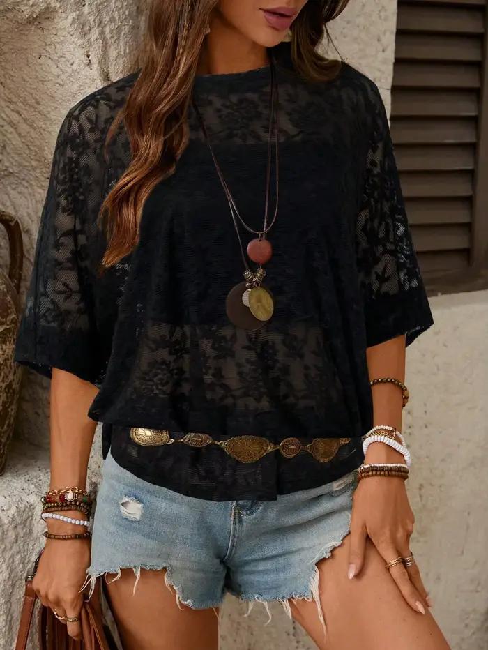 T-shirt élégant en dentelle transparente pour femme - Tee-shirt sexy ample en maille, haut à manches courtes à col rond ajouré, streetwear chic Y2K