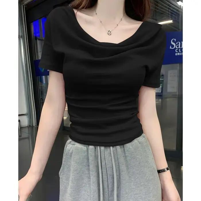Nouveau T-shirt asymétrique à col diagonal et épaule dénudée