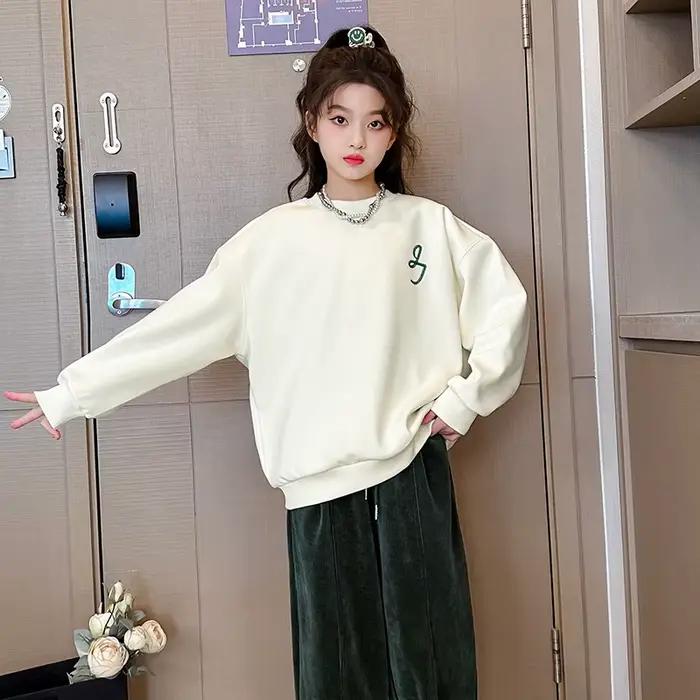 Sweat-shirt blanc avec cœurs pour filles