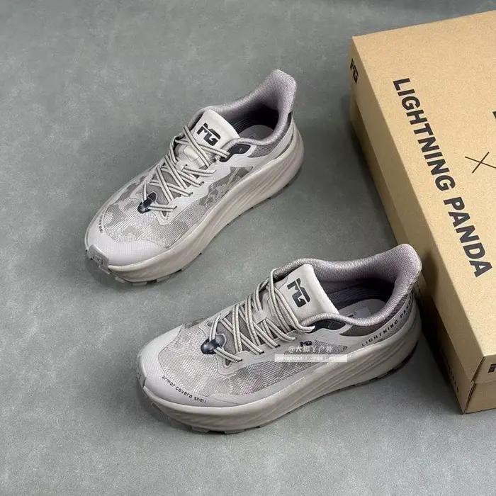 Chaussures de trail running classiques pour hommes et femmes