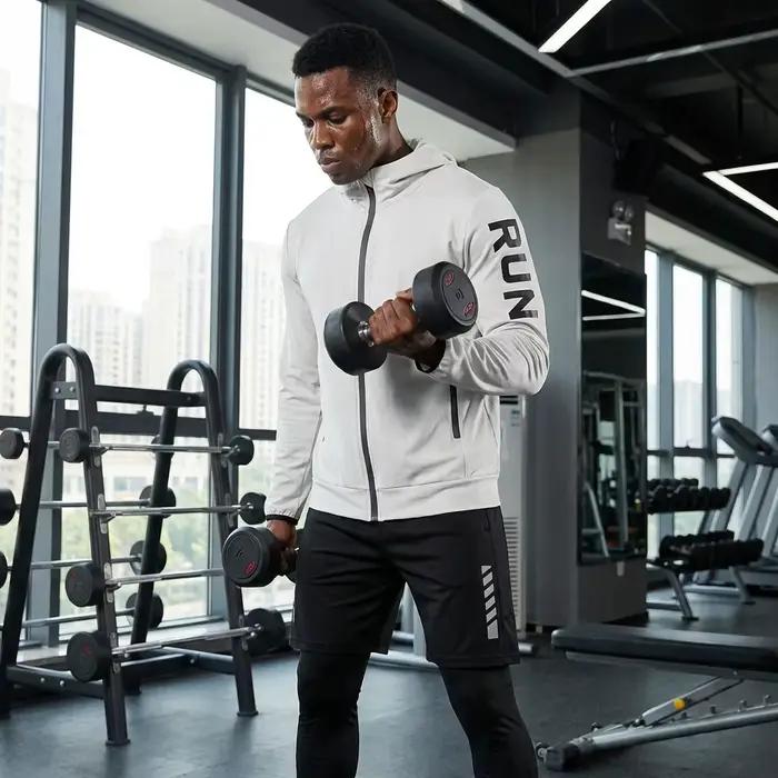 Ensemble complet de vêtements de sport pour hommes