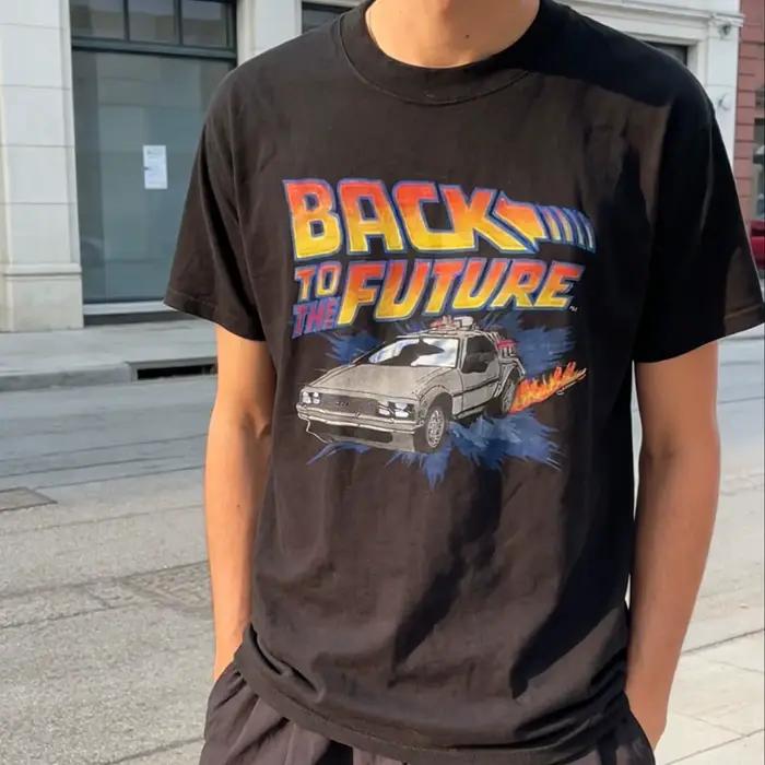 Nouveau T-shirt rétro des années 90