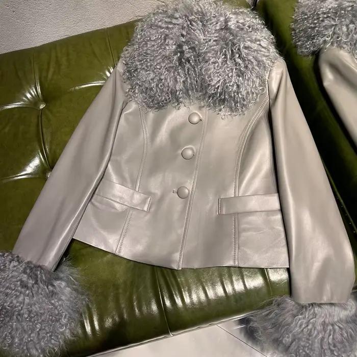 Vestes en fourrure marron foncé pour femmes, veste en cuir avec fourrure de Mongolie, veste courte a