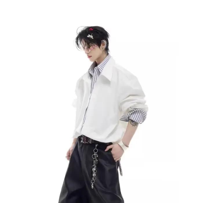 Chemise surdimensionnée pour homme avec col et poignets contrastés à rayures