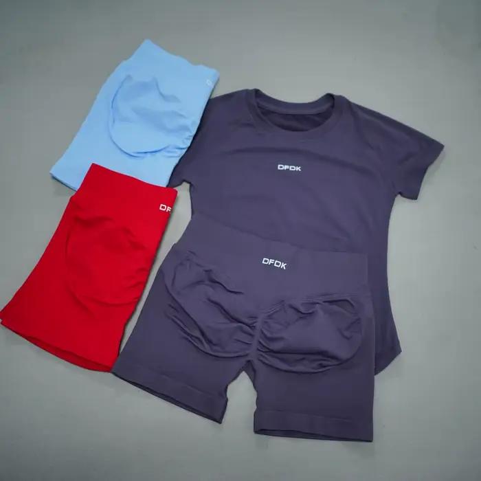 DFDK Ensemble de survêtement côtelé sans couture 2 pièces pour femme – Haut respirant à manches courtes et short taille