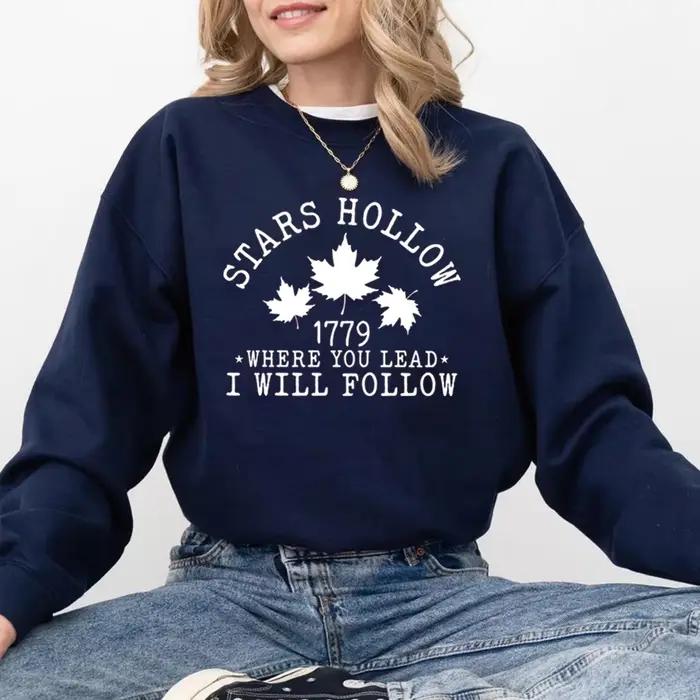 Sweat-shirt Stars Hollow « Where You Lead I Will Follow »