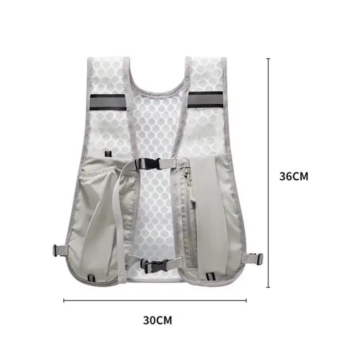Gilet de course et de cyclisme léger avec poches réfléchissantes pour l'hydratation et le rangement du téléphone